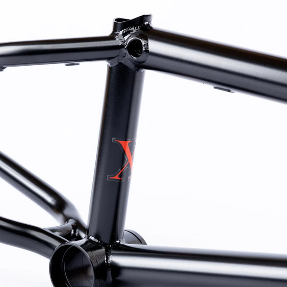 657 X FRAME ED BLACK